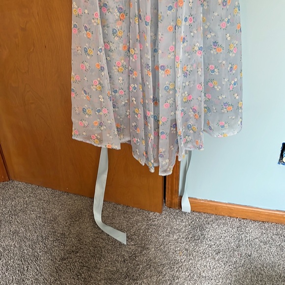 Vogue Paris Original Gown - Picture 5 of 9